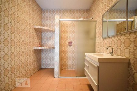 Banheiro de casa à venda com 3 quartos, 270m² em Vila Praia, São Paulo
