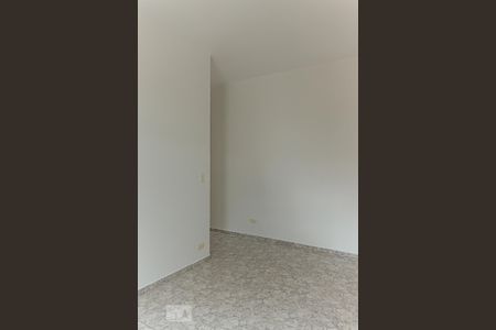 Quarto 2 de casa para alugar com 2 quartos, 75m² em Vila Monumento, São Paulo