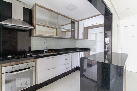 Apartamento para alugar com 92m², 2 quartos e 2 vagas Apartamento para alugar com 92m², 2 quartos e 2 vagasCozinha