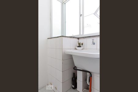 Apartamento para alugar com 80m², 2 quartos e sem vagaÁrea de Serviço