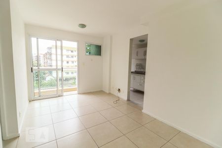 Apartamento para alugar com 50m², 2 quartos e 1 vaga Apartamento para alugar com 50m², 2 quartos e 1 vagaSala