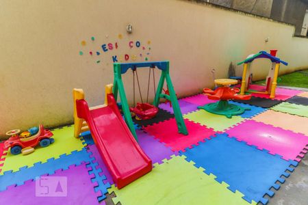 Apartamento para alugar com 50m², 2 quartos e 1 vaga Apartamento para alugar com 50m², 2 quartos e 1 vagaPlayground