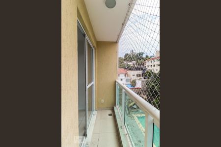 Apartamento para alugar com 50m², 2 quartos e 1 vaga Apartamento para alugar com 50m², 2 quartos e 1 vagaVaranda Sala