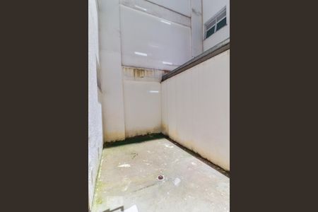 Apartamento à venda com 78m², 2 quartos e 1 vaga Apartamento à venda com 78m², 2 quartos e 1 vagaÁrea de Serviço - Área Externa