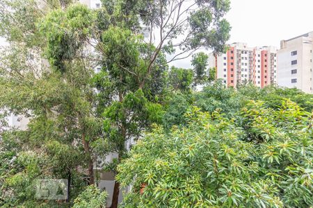Vista  de apartamento à venda com 3 quartos, 80m² em Jardim das Vertentes, São Paulo
