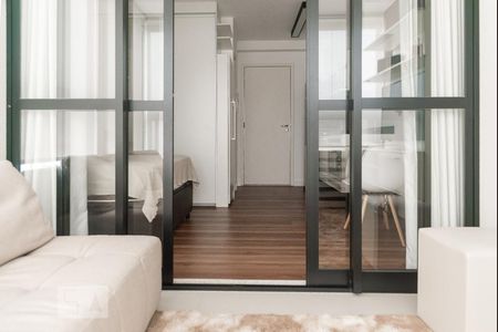 Sala de kitnet/studio para alugar com 1 quarto, 27m² em Jardim Paulista, São Paulo