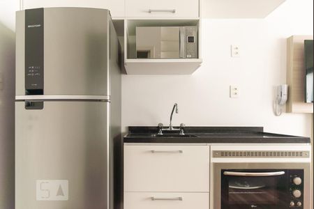 Cozinha de kitnet/studio para alugar com 1 quarto, 27m² em Jardim Paulista, São Paulo