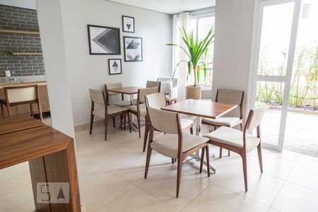 Apartamento para alugar com 63m², 2 quartos e 1 vaga Apartamento para alugar com 63m², 2 quartos e 1 vagaÁrea comum - Salão de festas