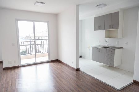 Sala de apartamento para alugar com 2 quartos, 63m² em Vila Taquari, São Paulo