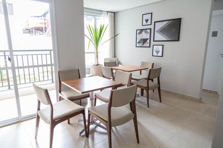 Apartamento para alugar com 63m², 2 quartos e 1 vaga Apartamento para alugar com 63m², 2 quartos e 1 vagaÁrea comum - Salão de festas