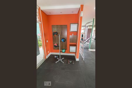 Apartamento à venda com 77m², 2 quartos e 1 vagaAcademia