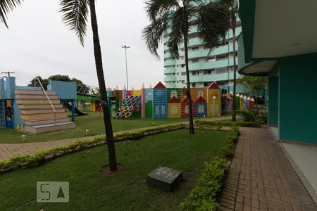 Apartamento à venda com 77m², 2 quartos e 1 vagaÁrea Comum - Playground