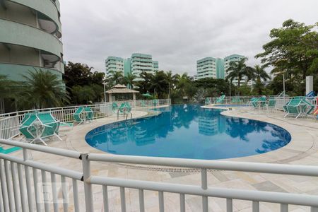 Apartamento à venda com 77m², 2 quartos e 1 vagaÁrea comum - Piscina
