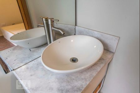 Pia  de apartamento para alugar com 2 quartos, 112m² em Vila Alpina, Santo André