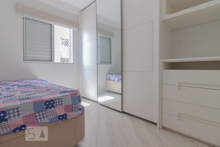 Quarto 2 de apartamento para alugar com 2 quartos, 58m² em São João Clímaco, São Paulo