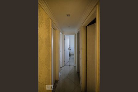 Apartamento para alugar com 113m², 3 quartos e 2 vagasCorredor