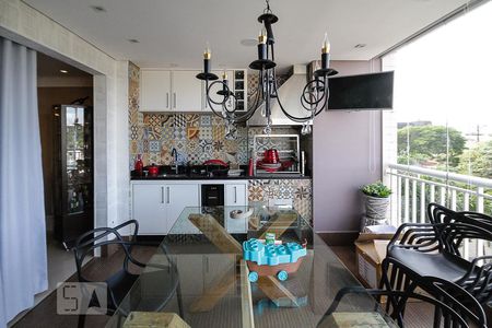 Varanda de apartamento para alugar com 3 quartos, 113m² em Vila Canero, São Paulo