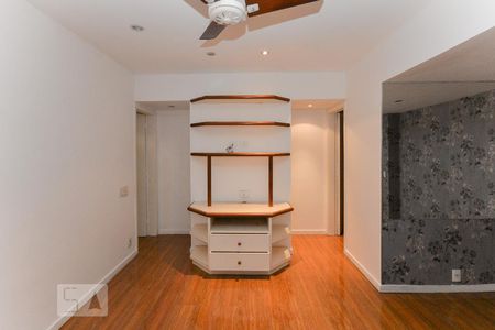 Sala de apartamento à venda com 2 quartos, 62m² em Vila Isabel, Rio de Janeiro