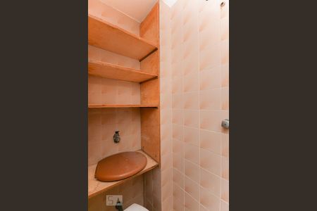 Apartamento à venda com 62m², 2 quartos e 1 vagaBanheiro de Serviço