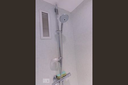 Apartamento à venda com 70m², 3 quartos e 1 vaga Apartamento à venda com 70m², 3 quartos e 1 vagaBanheiro Social