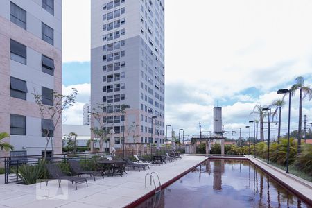 Apartamento à venda com 70m², 3 quartos e 1 vaga Apartamento à venda com 70m², 3 quartos e 1 vagaPiscina