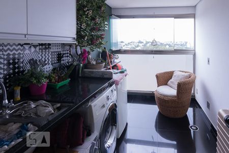 Apartamento à venda com 70m², 3 quartos e 1 vaga Apartamento à venda com 70m², 3 quartos e 1 vagaÁrea de Serviço