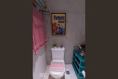 Apartamento à venda com 70m², 3 quartos e 1 vaga Apartamento à venda com 70m², 3 quartos e 1 vagaBanheiro Social