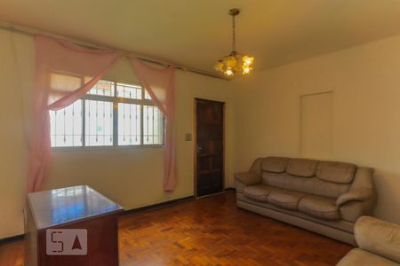 Sala de casa para alugar com 2 quartos, 150m² em Vila Monumento, São Paulo
