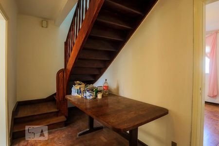 Anti Sala de casa para alugar com 2 quartos, 150m² em Vila Monumento, São Paulo