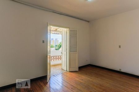 Quarto 1 de casa para alugar com 2 quartos, 150m² em Vila Monumento, São Paulo