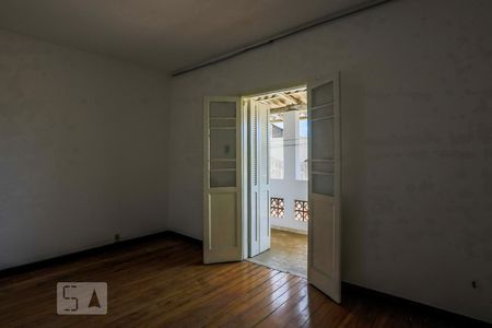 Quarto 1 de casa para alugar com 2 quartos, 150m² em Vila Monumento, São Paulo