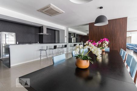 Apartamento à venda com 32m², 1 quarto e 1 vagaSalão de Festas - Condomínio