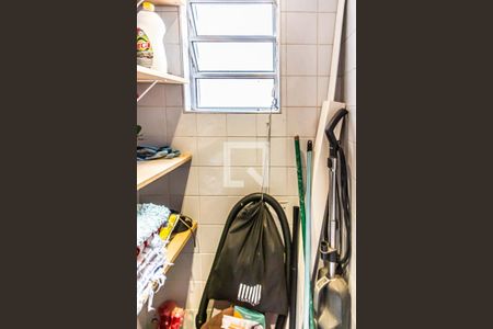 Apartamento para alugar com 90m², 3 quartos e 1 vaga Apartamento para alugar com 90m², 3 quartos e 1 vagaBanheiro de serviço