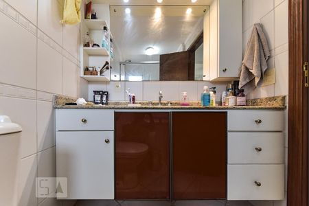 Apartamento à venda com 132m², 3 quartos e 3 vagasBanheiro da Suíte 