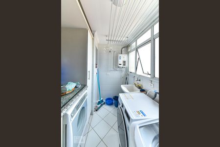 Apartamento à venda com 132m², 3 quartos e 3 vagasLavanderia