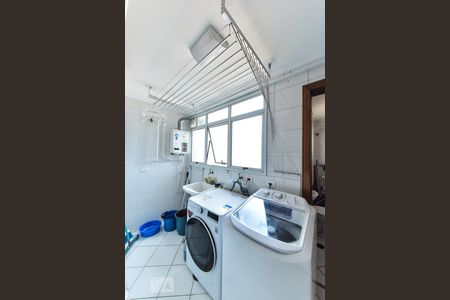 Apartamento à venda com 132m², 3 quartos e 3 vagasLavanderia