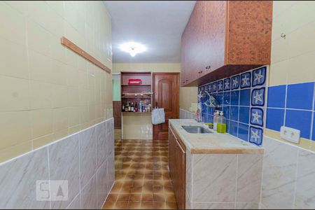 Apartamento à venda com 80m², 2 quartos e 2 vagasCozinha