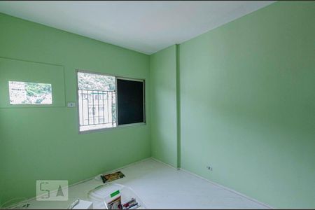 Apartamento à venda com 80m², 2 quartos e 2 vagasQuarto 2