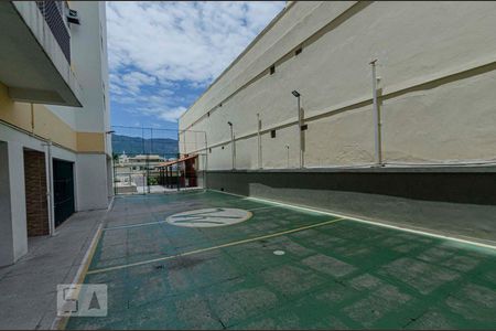 Apartamento à venda com 80m², 2 quartos e 2 vagasQuadra