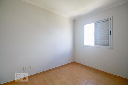 Quarto 1 de apartamento para alugar com 2 quartos, 48m² em Jardim Independência, São Paulo