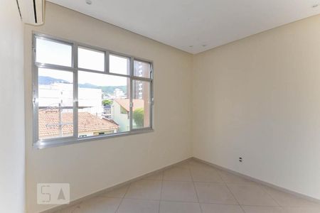 Apartamento à venda com 74m², 3 quartos e 1 vagaQuarto 1