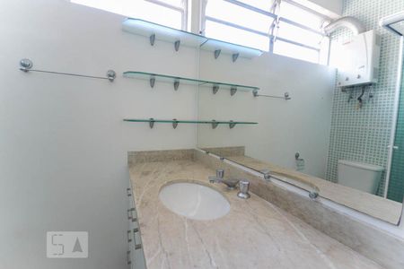 Apartamento à venda com 74m², 3 quartos e 1 vagaBanheiro