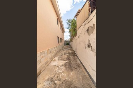 Garagem de apartamento para alugar com 2 quartos, 65m² em Santa Inês, Belo Horizonte
