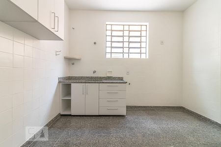 Cozinha de apartamento para alugar com 2 quartos, 65m² em Santa Inês, Belo Horizonte