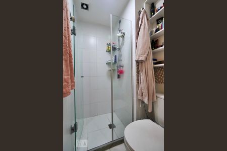 Apartamento à venda com 120m², 2 quartos e 1 vagaBanheiro da Suíte