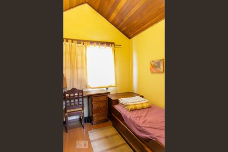 Casa à venda com 354m², 5 quartos e 3 vagasQuarto 2