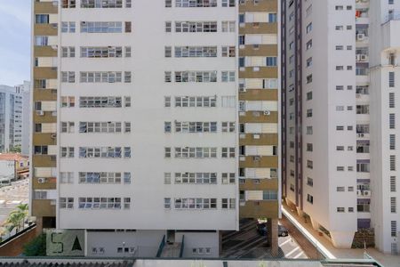 Vista Sala de apartamento à venda com 1 quarto, 40m² em Itaim Bibi, São Paulo
