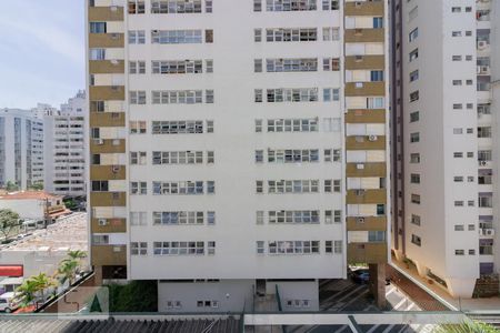 Vista Quarto de apartamento à venda com 1 quarto, 40m² em Itaim Bibi, São Paulo