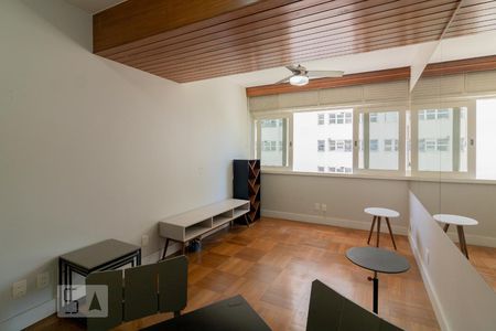 Sala de apartamento à venda com 1 quarto, 40m² em Itaim Bibi, São Paulo