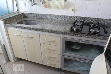 Cozinha de apartamento à venda com 2 quartos, 68m² em Vila Progresso, Jundiaí